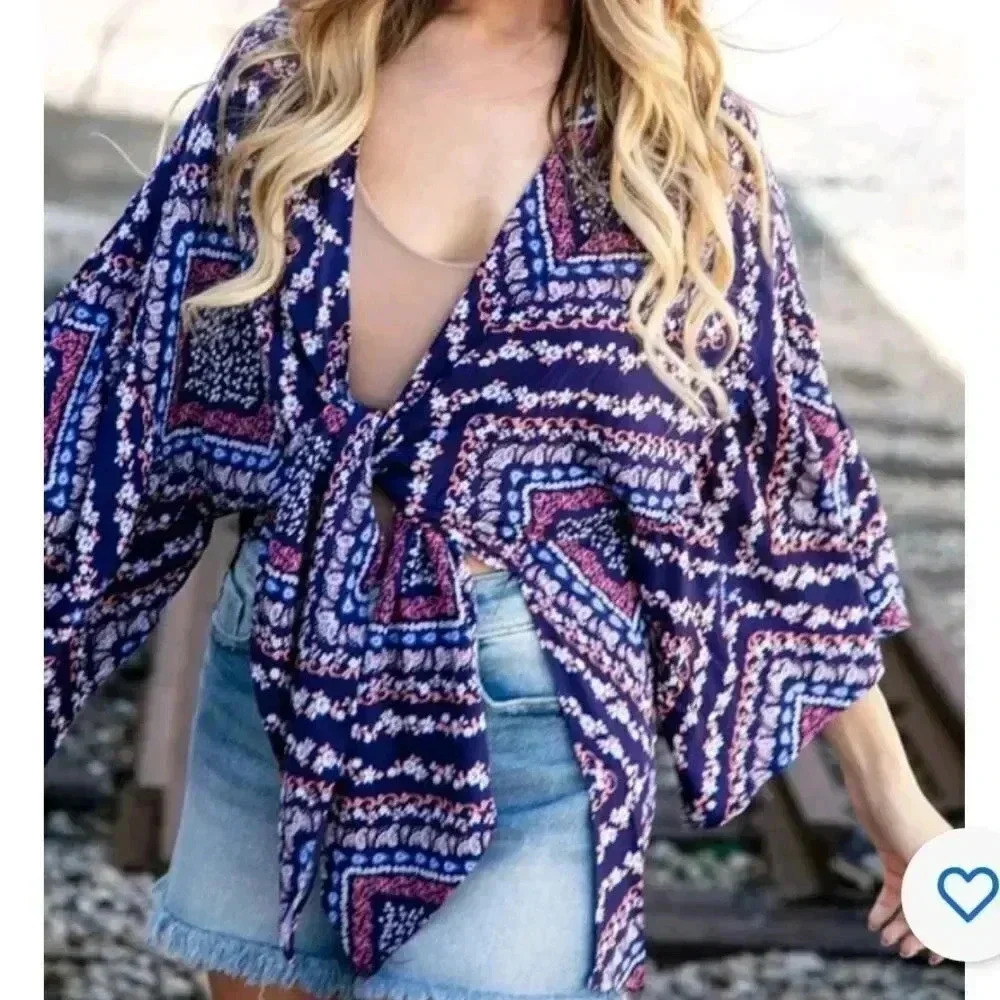 Haptics Kimono Sleeve Floral Print Flowy Cover-up Women's Plus Size 2X 3X - Picture 3 of 11